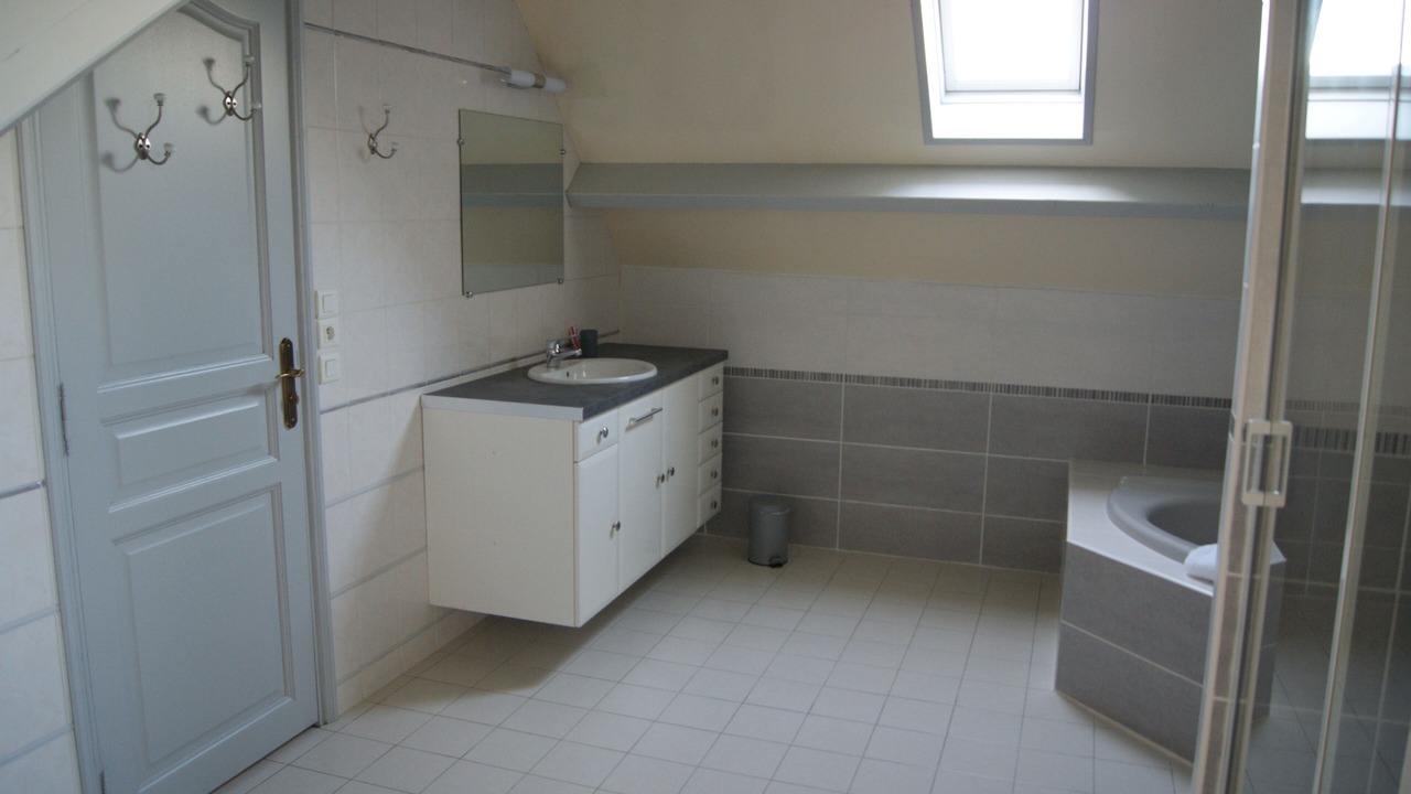 Photo of Bathroom in Cuigy-en-Bray