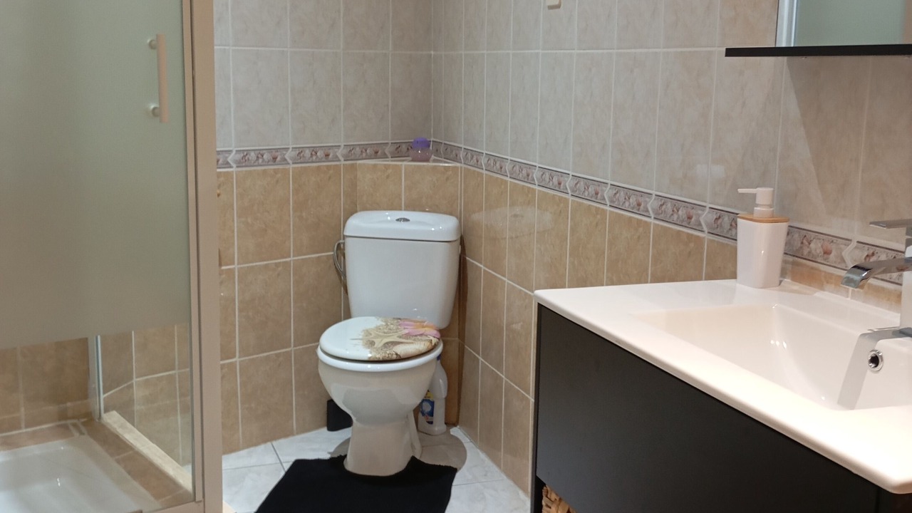 Photo of Bathroom in Puisserguier