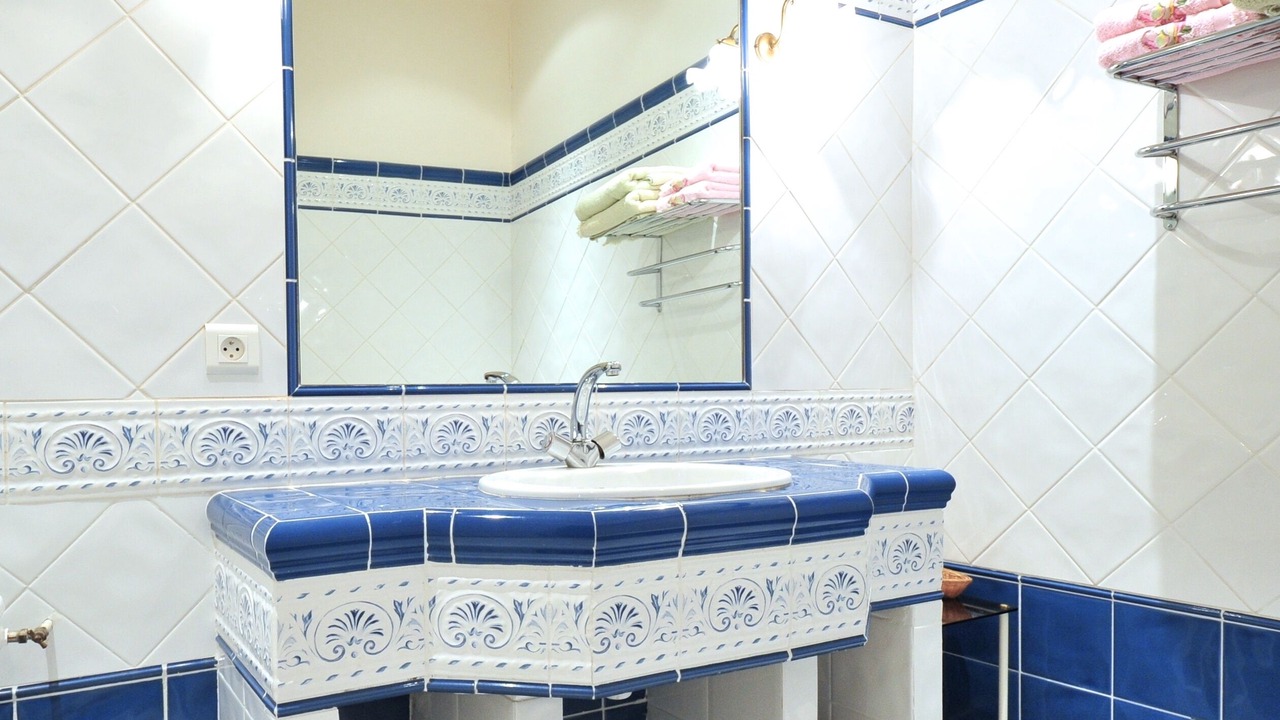 Photo of Bathroom in Thezan-des-Corbieres