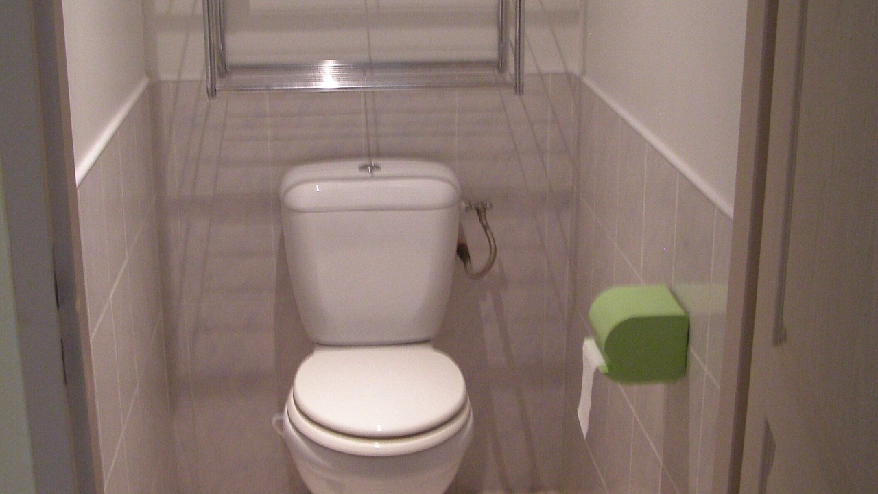 Photo of Bathroom in Cuq