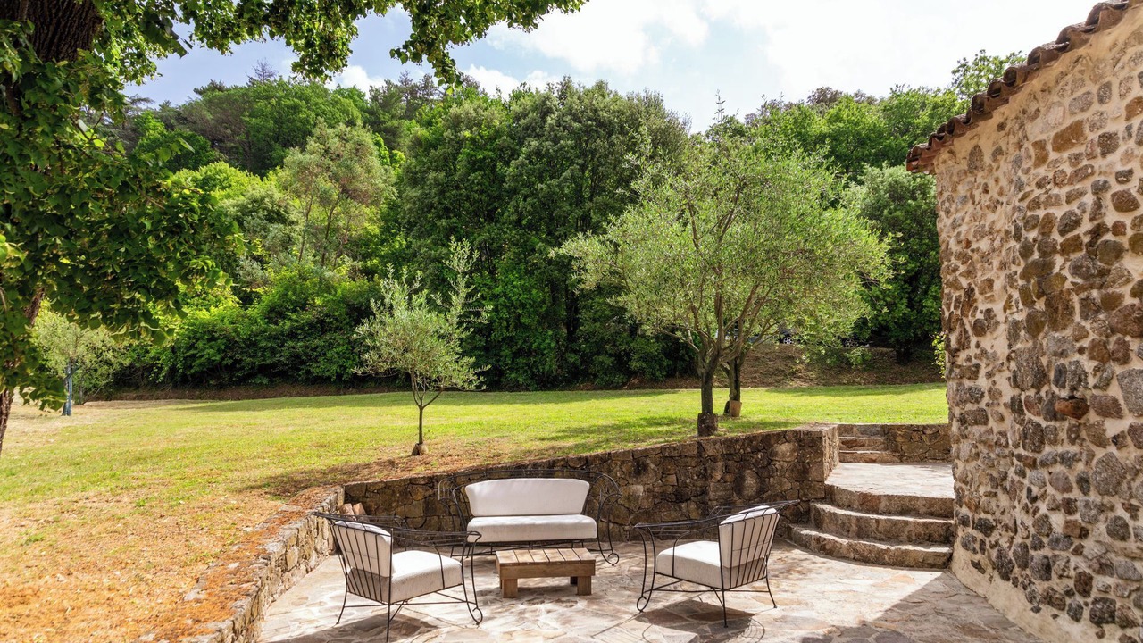 Photo of Outdoor in Lasalle