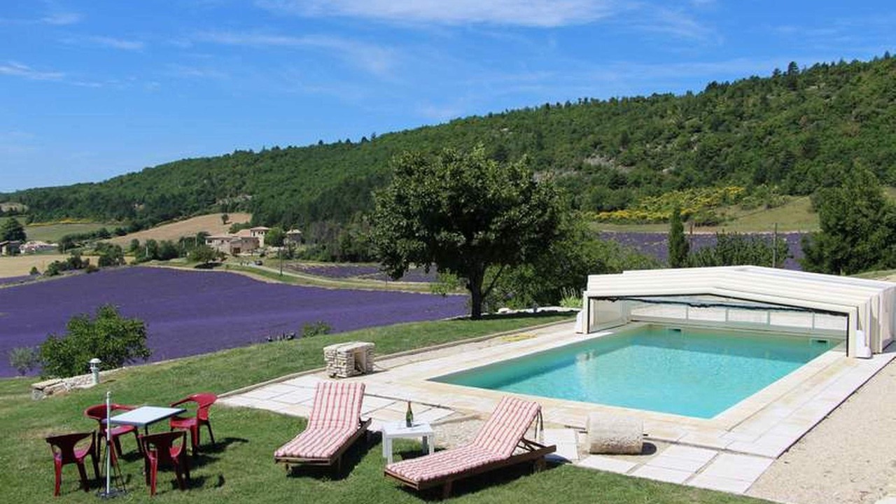 Photo of Outdoor in Aurel