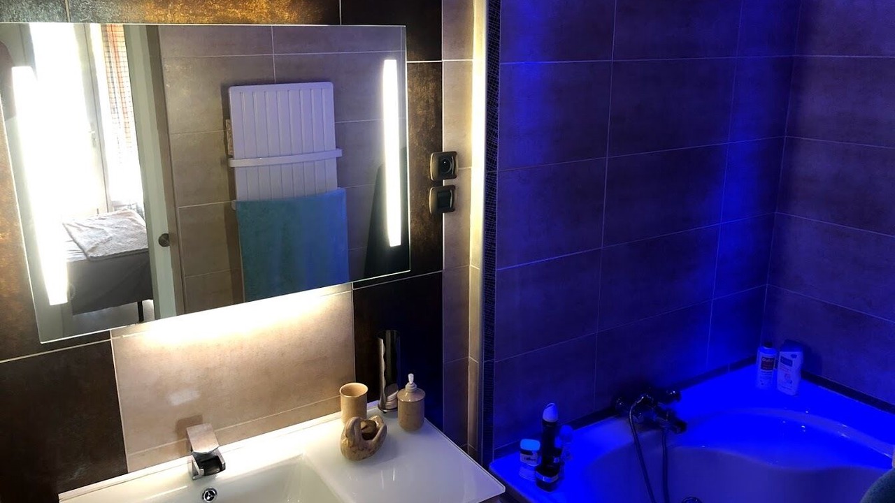 Photo of Bathroom in Cournonterral