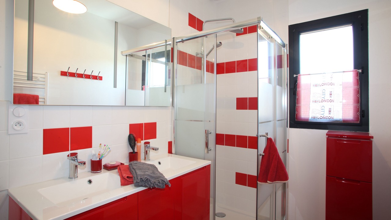 Photo of Bathroom in Fort-Mahon-Plage