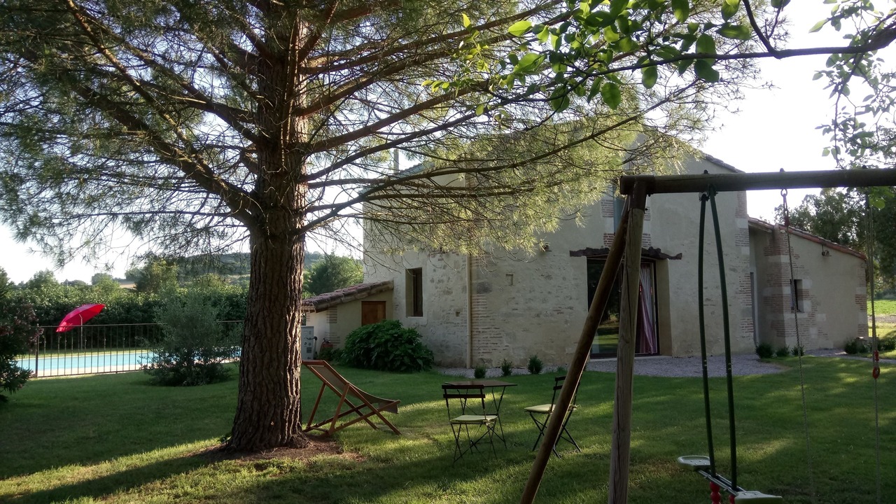 Photo of Outdoor in Roumens