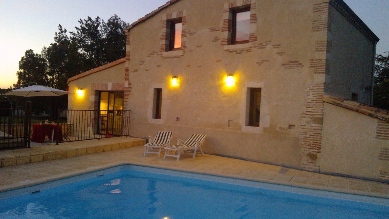 Photo of Outdoor in Roumens