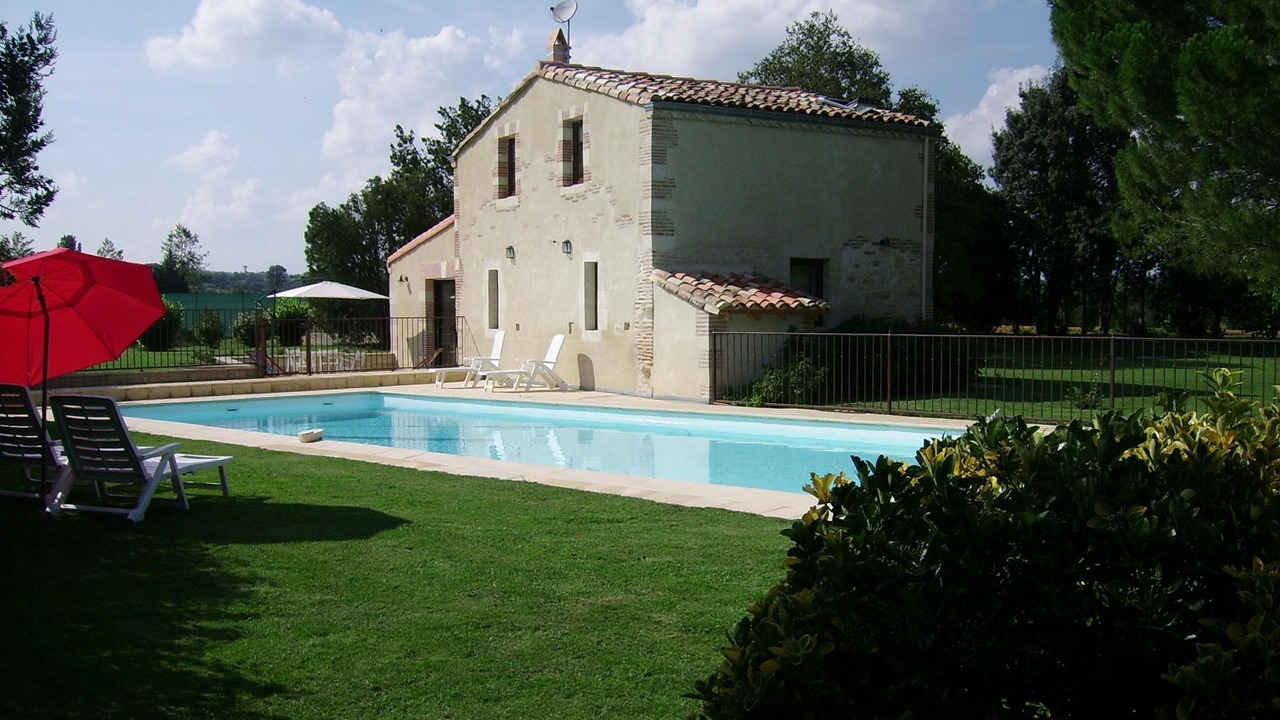 Photo of Outdoor in Roumens