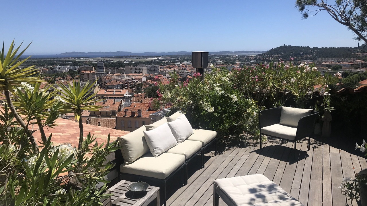 Photo of Patio Balcony in Hyeres City Centre