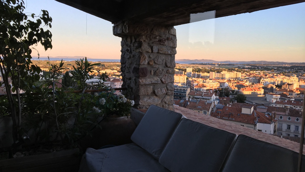 Photo of Outdoor in Hyeres City Centre