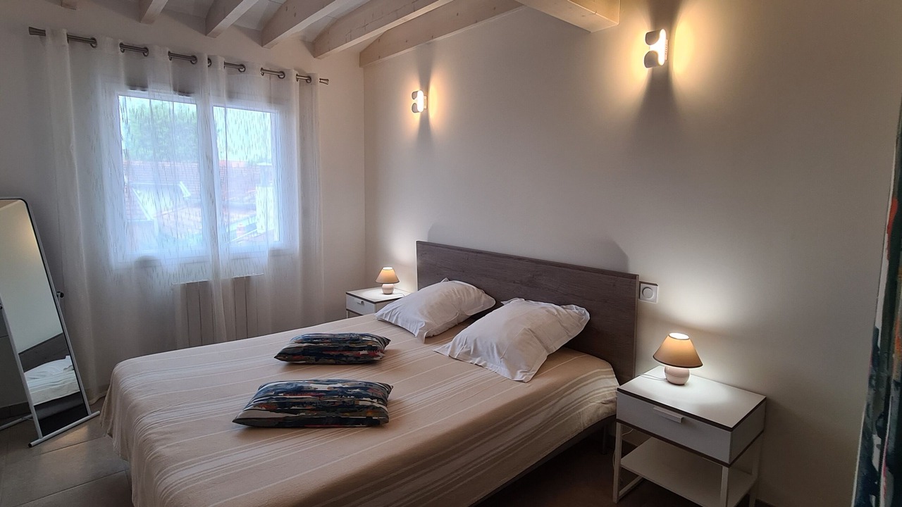 Photo of Bedroom in Andernos-les-Bains