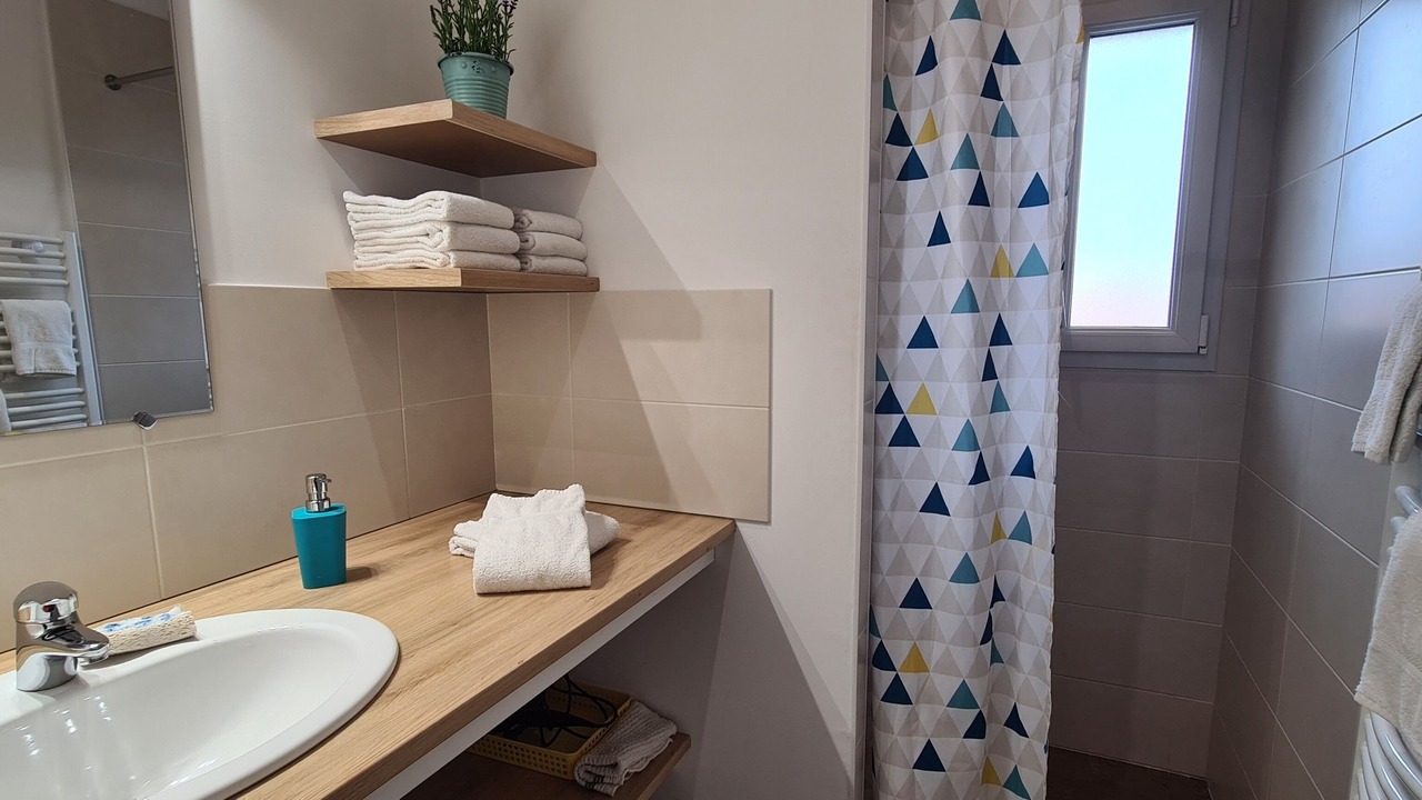 Photo of Bathroom in Andernos-les-Bains