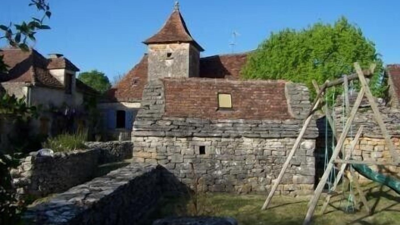 Photo of Others in Gintrac