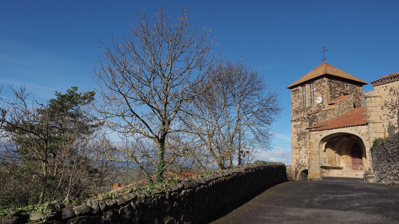 Photo of Outdoor in Usson