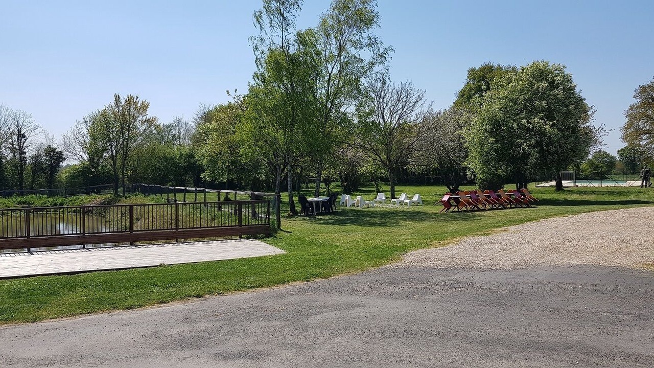Photo of Outdoor in Longuefuye