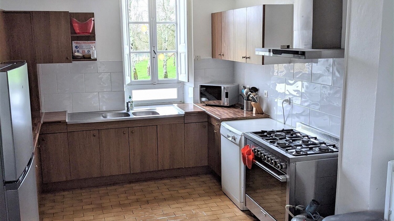 Photo of Kitchen in Longuefuye