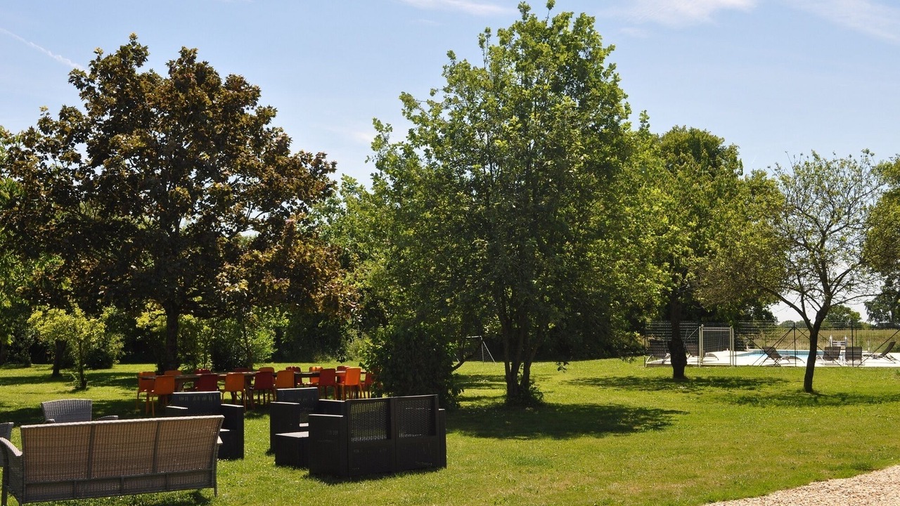 Photo of Outdoor in Longuefuye