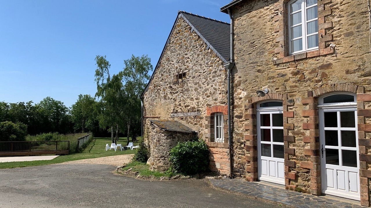 Photo of Outdoor in Longuefuye