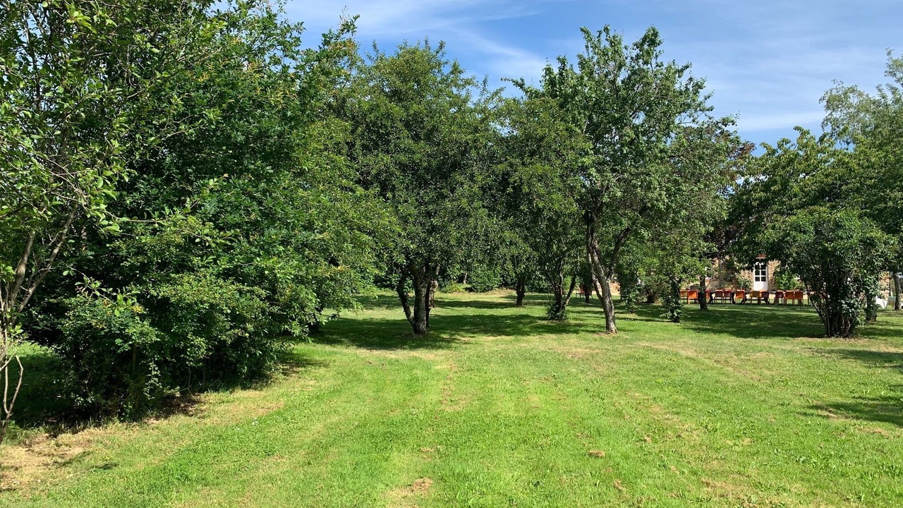 Photo of Outdoor in Longuefuye