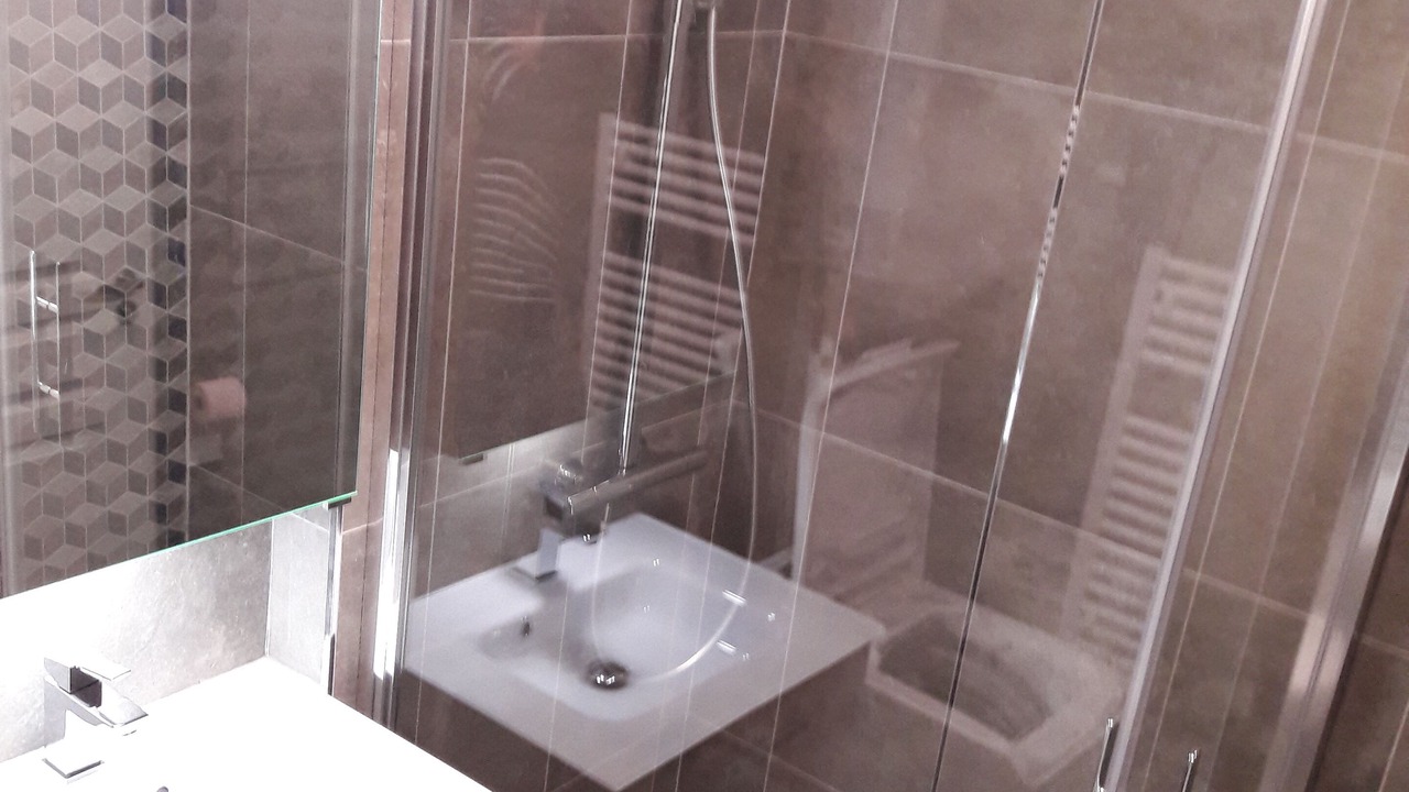 Photo of Bathroom in Antony