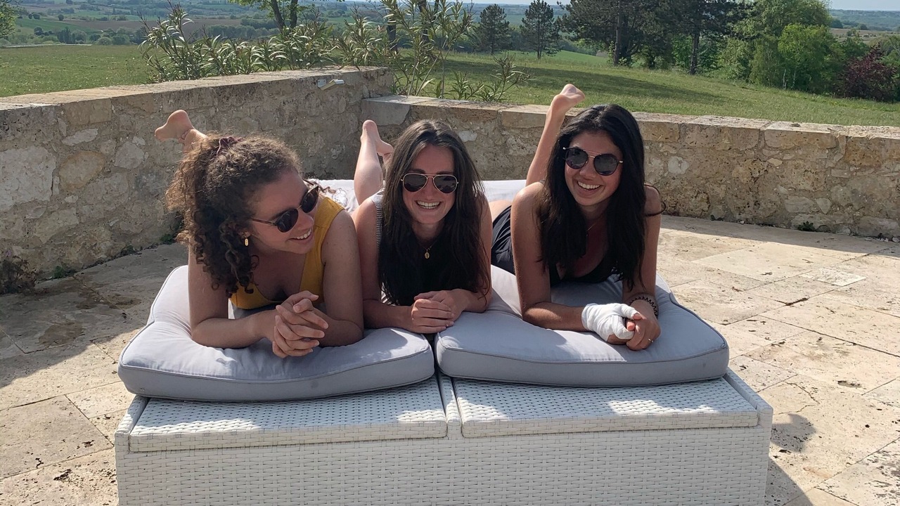 Photo of Patio Balcony in La Romieu