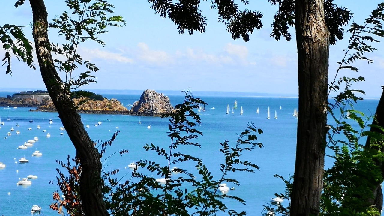 Photo of Others in Cancale