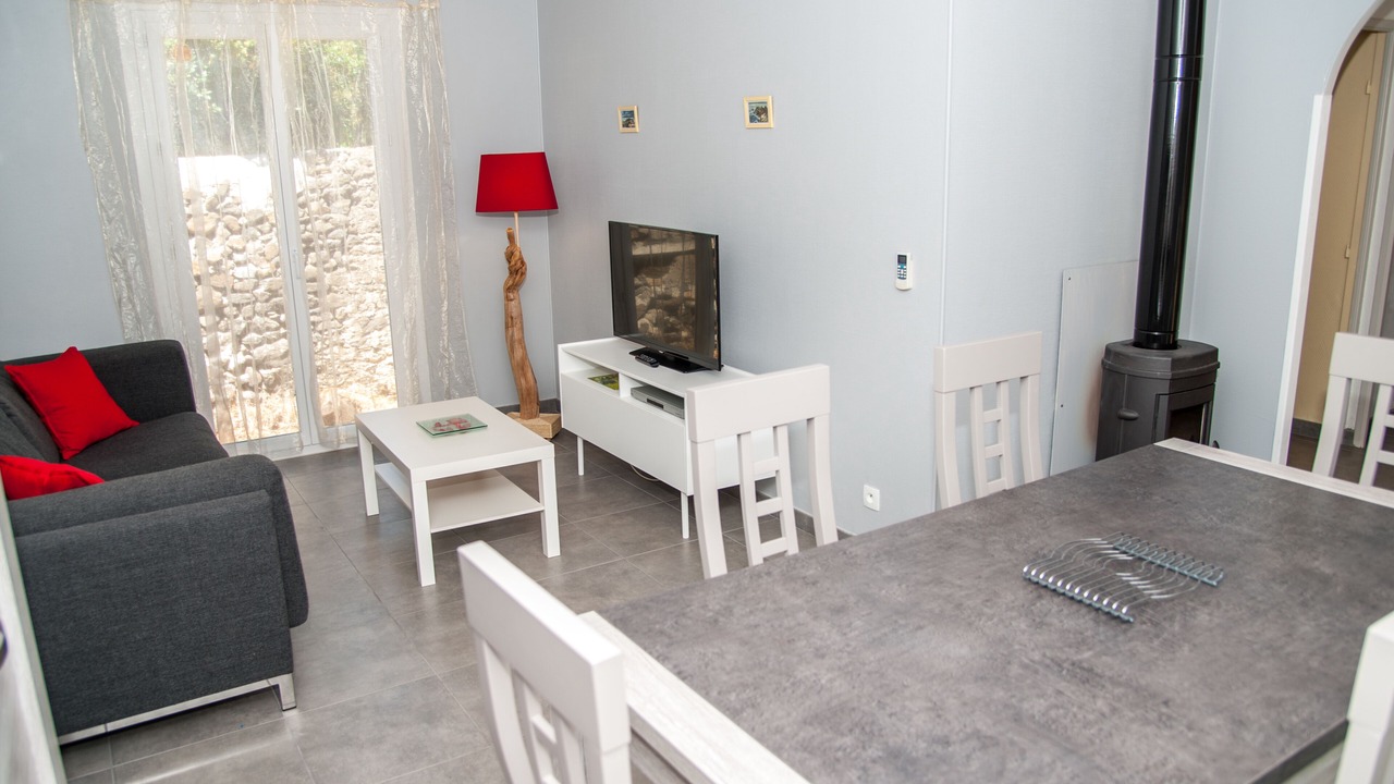 Photo of Livingroom in Lacoste