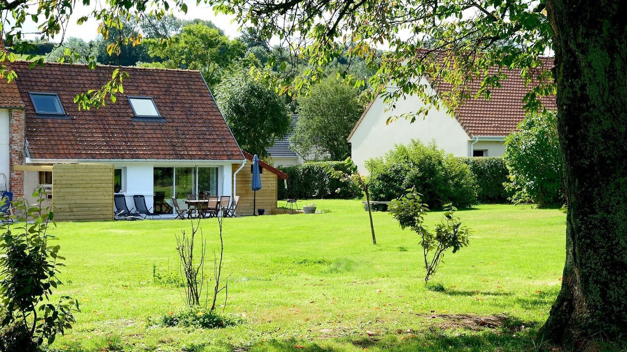 Photo of Outdoor in Alembon