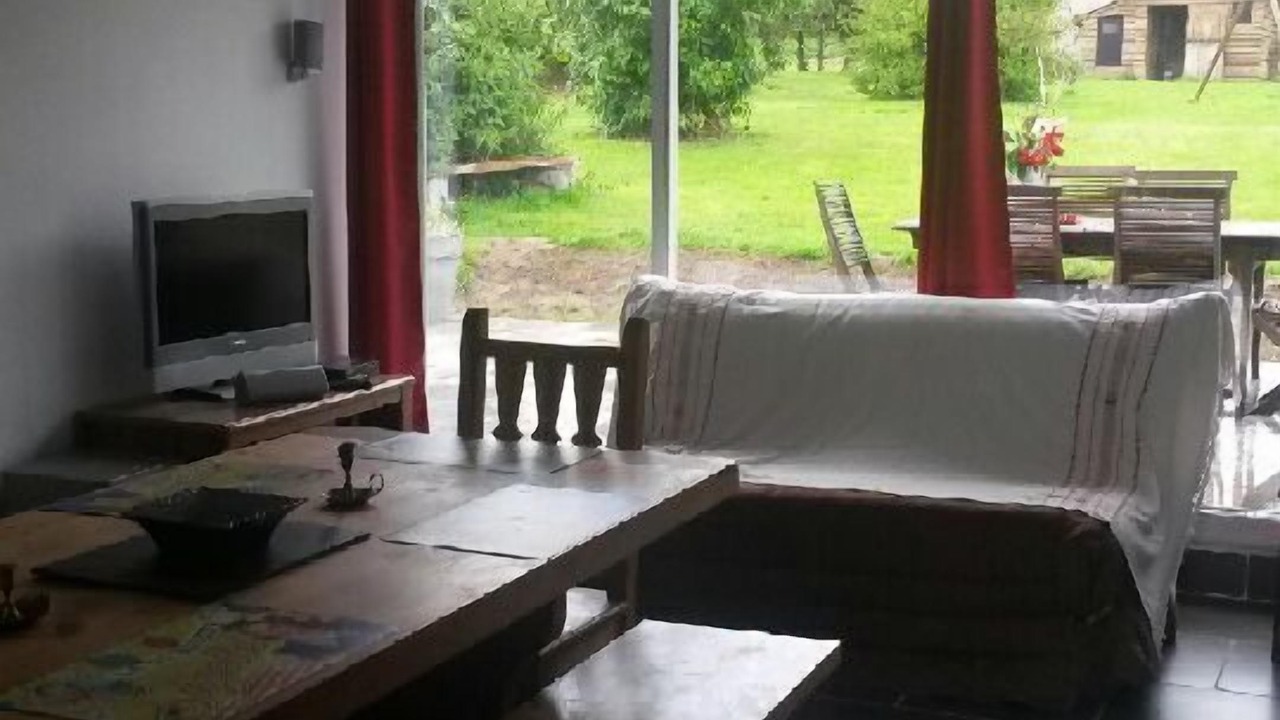 Photo of Bedroom in Alembon