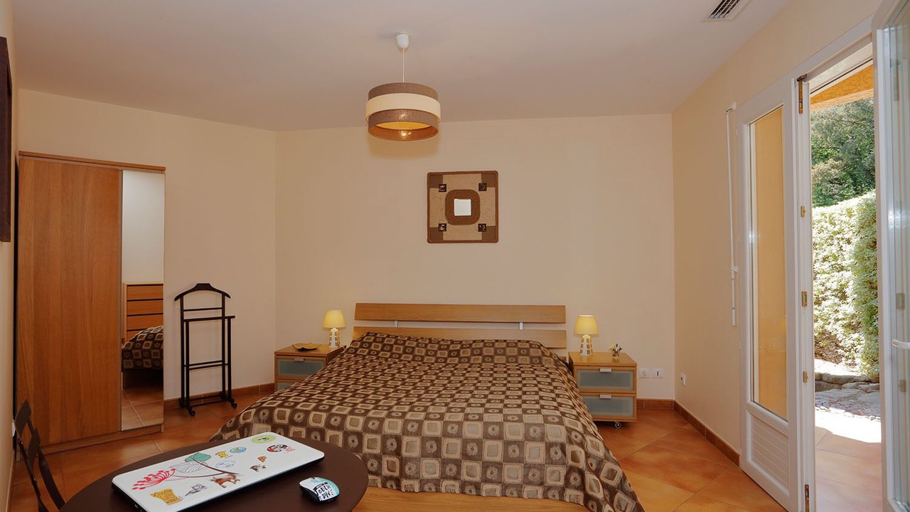 Photo of Bedroom in Laroque-des-Alberes