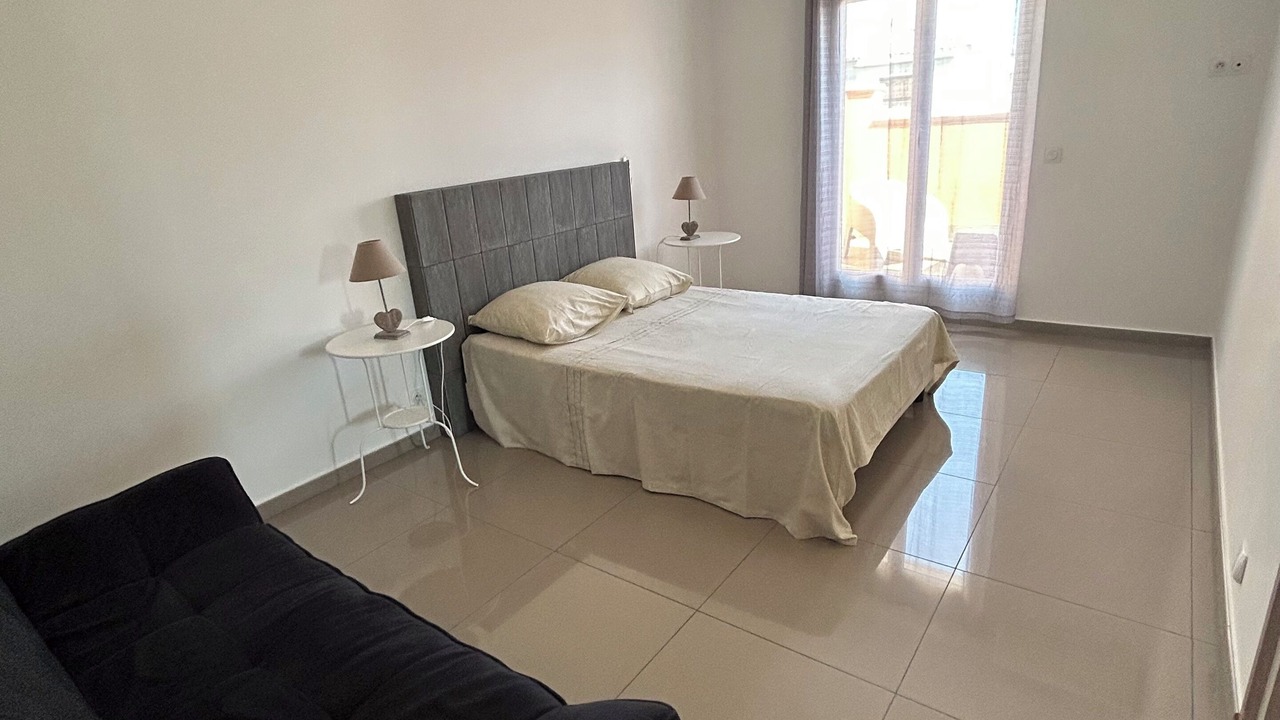 Photo of Bedroom in Alenya
