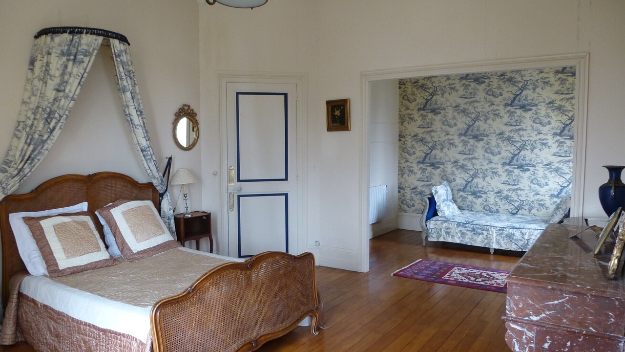 Photo of Bedroom in Troo