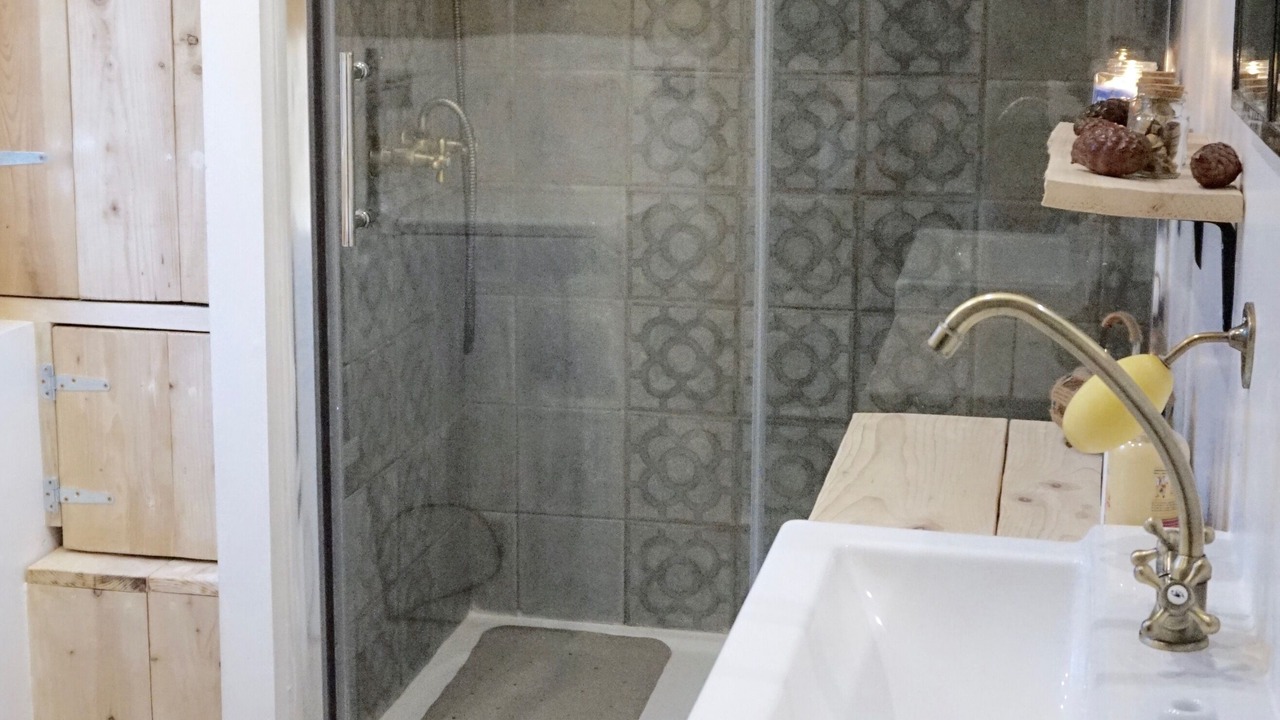 Photo of Bathroom in Saint-Nicolas-des-Laitiers