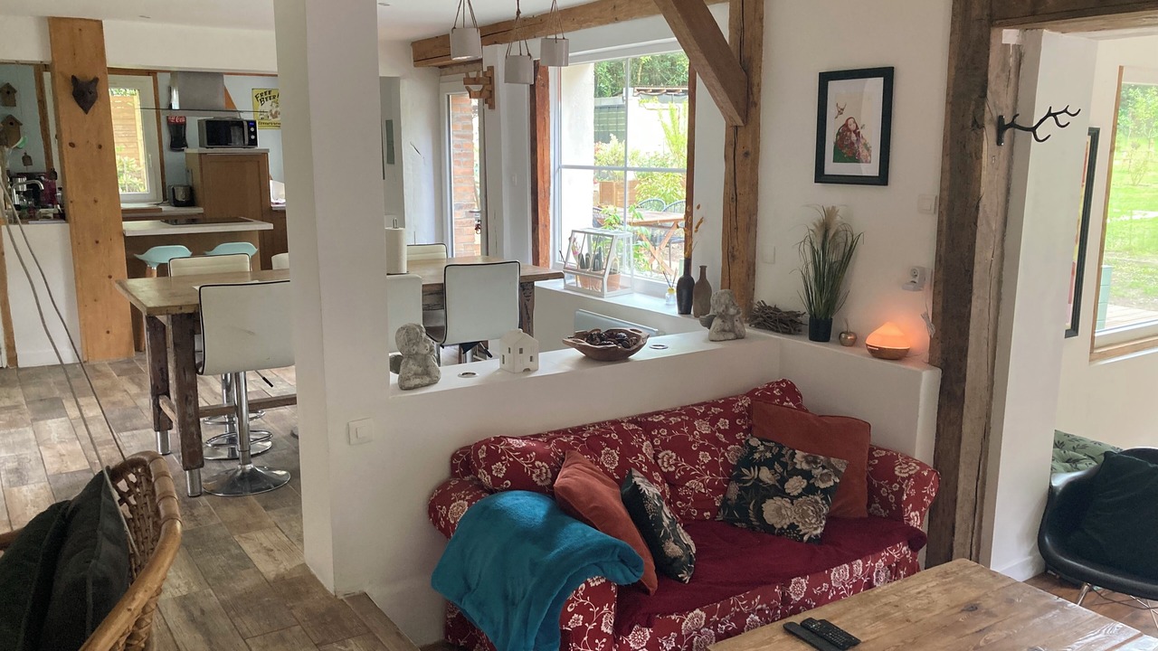 Photo of Livingroom in Saint-Nicolas-des-Laitiers