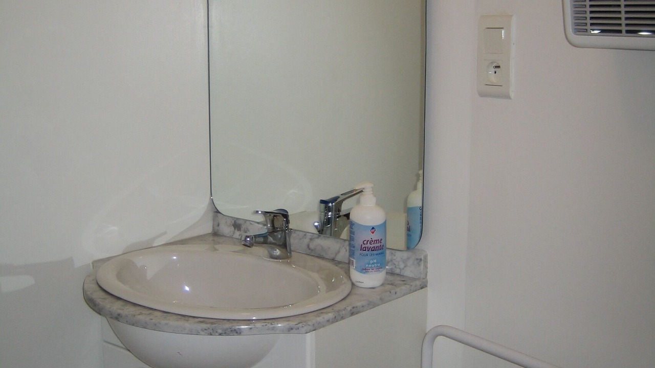 Photo of Bathroom in Perles-et-Castelet