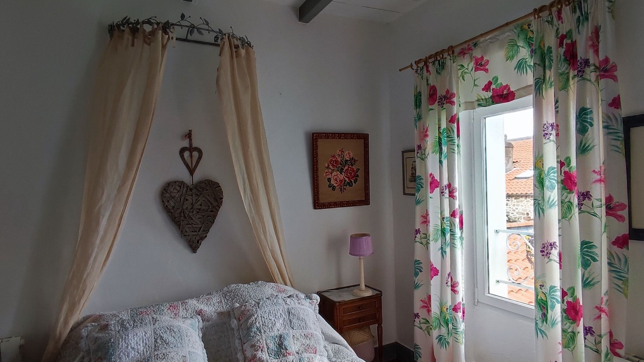 Photo of Bedroom in Paimboeuf