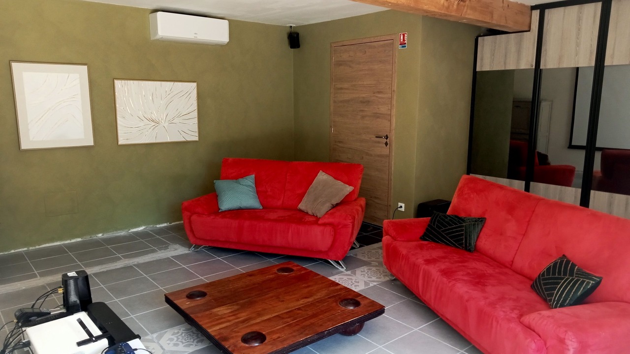 Photo of Livingroom in Villeneuve-les-Montreal