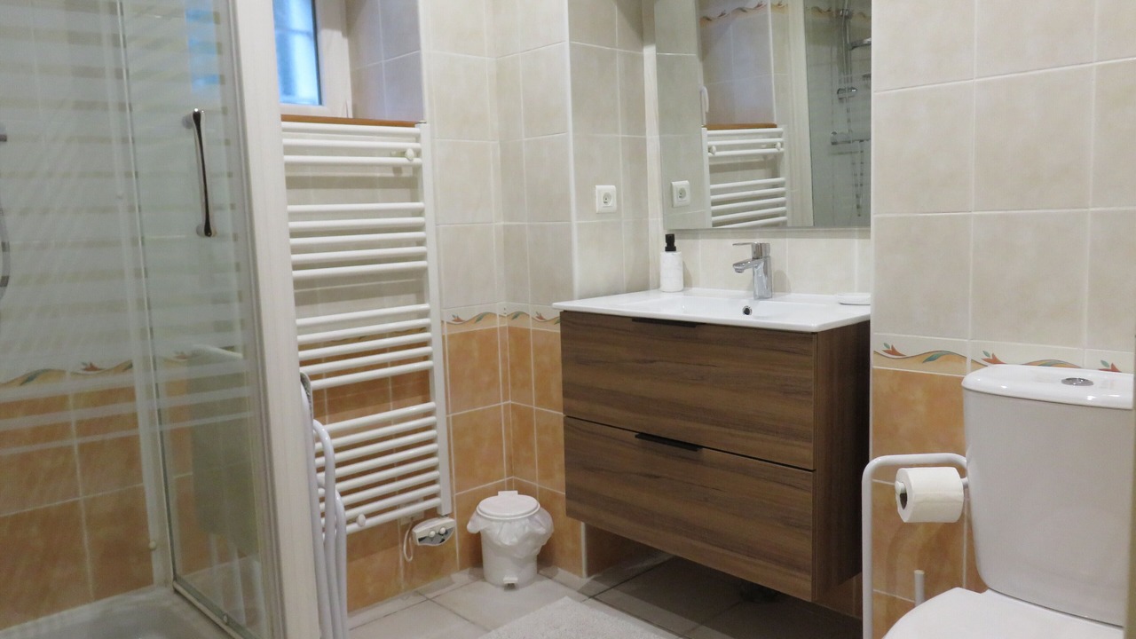 Photo of Bathroom in Landerneau