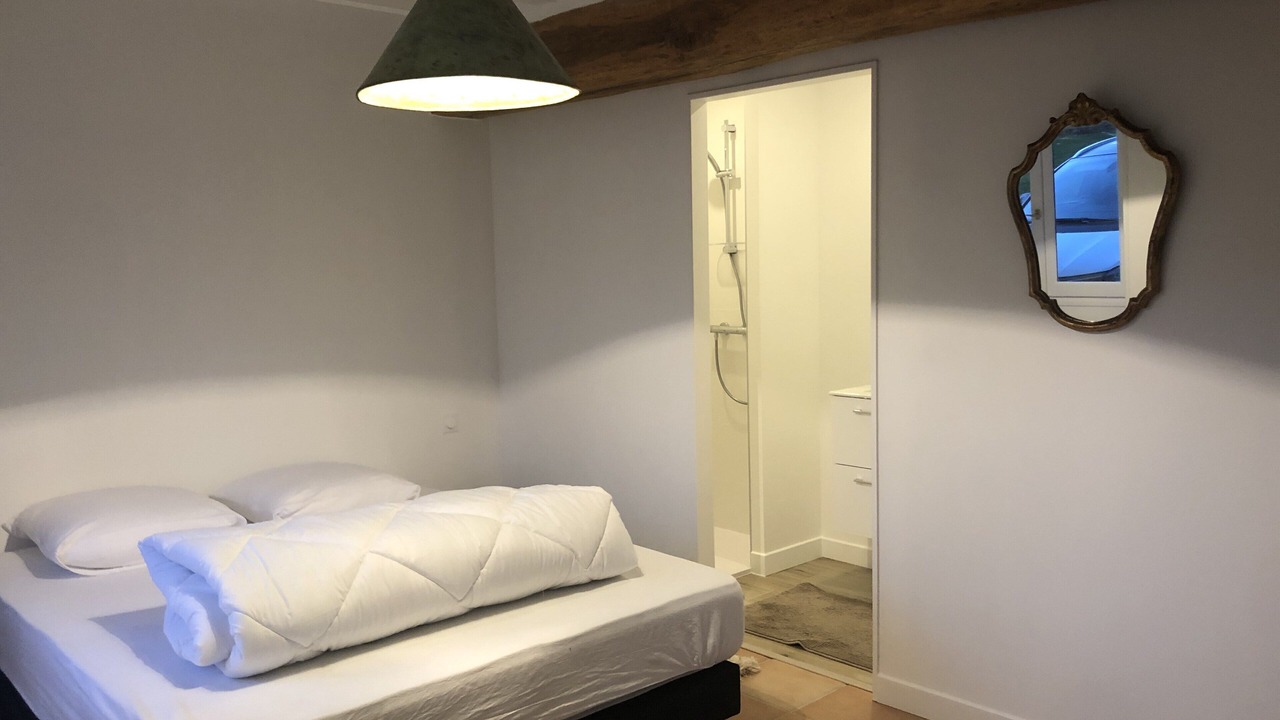 Photo of Bedroom in Druyes-les-Belles-Fontaines