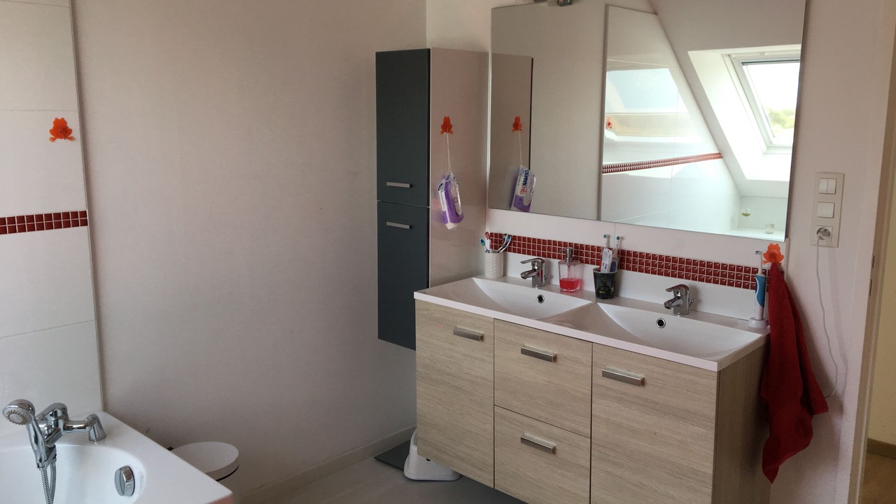 Photo of Bathroom in Ecuille