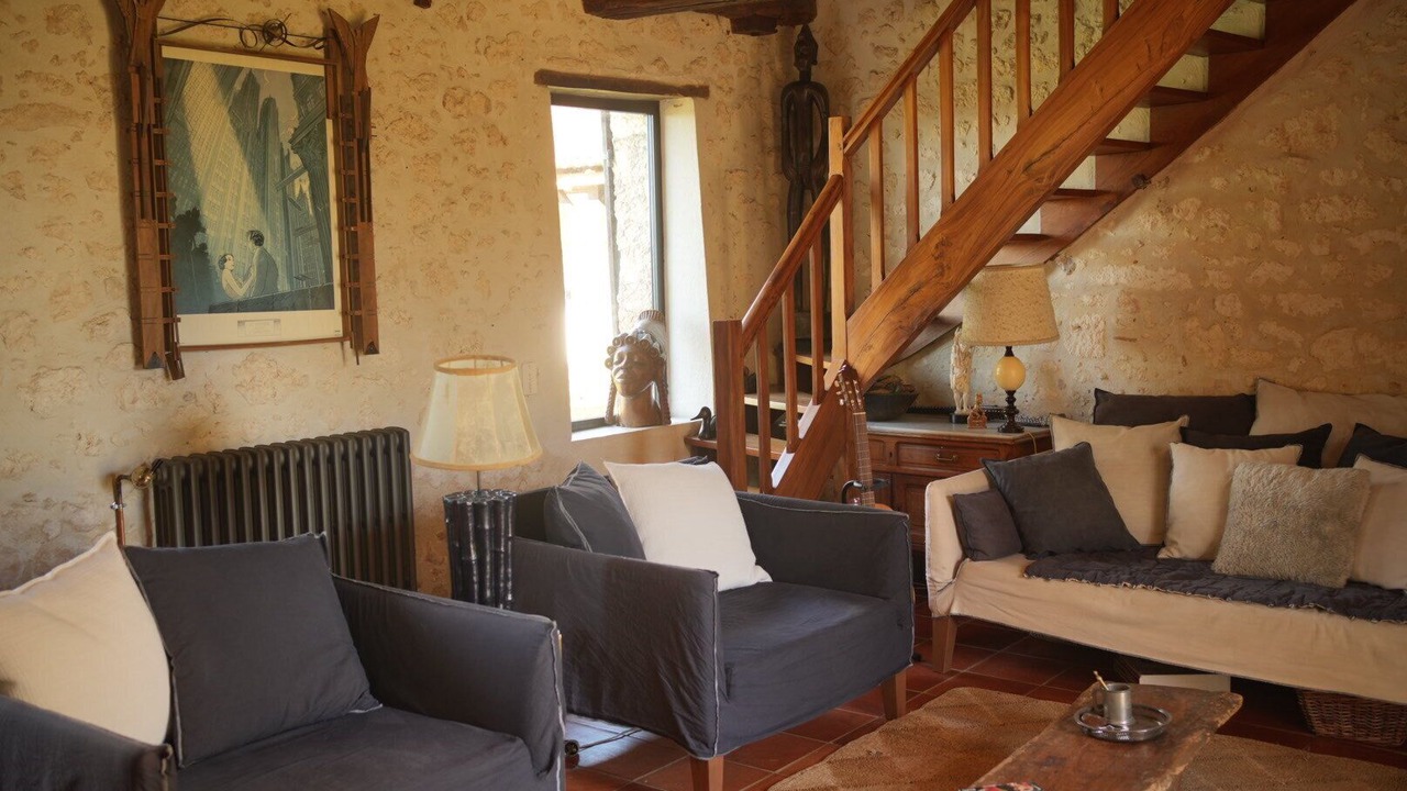 Photo of Livingroom in Saint-Martin-des-Combes