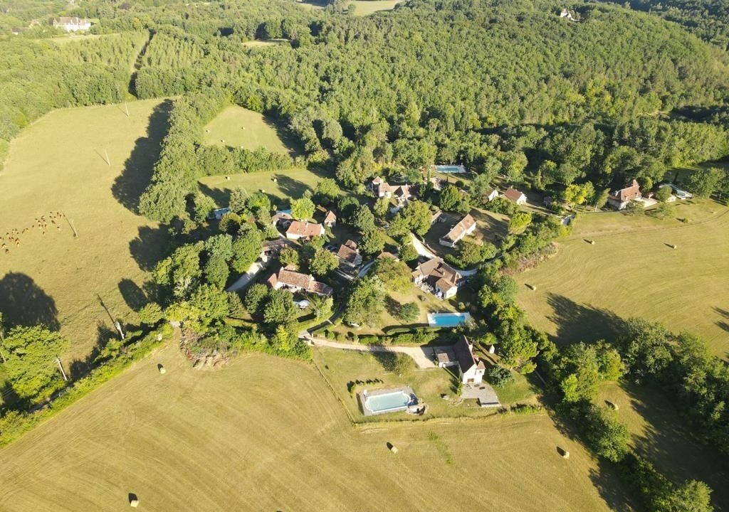 Photo of Outdoor in Saint-Martin-des-Combes