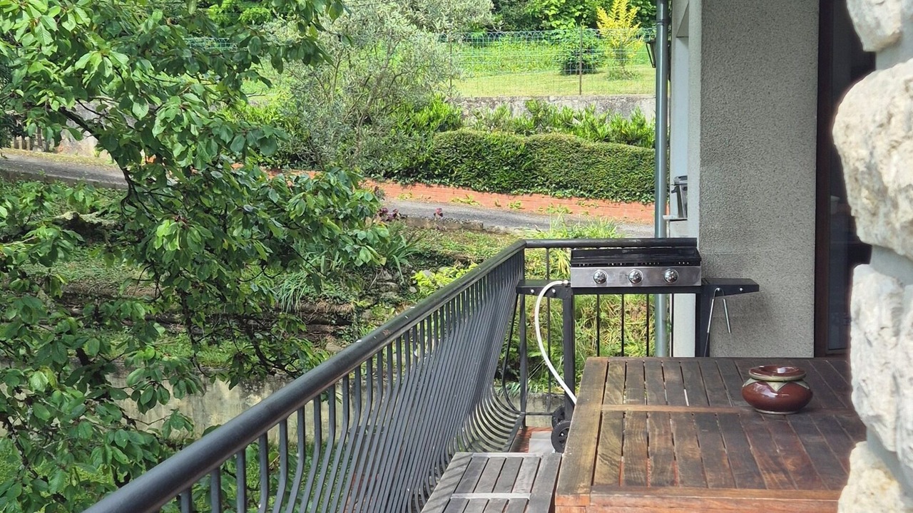 Photo of Outdoor in Bourdeau