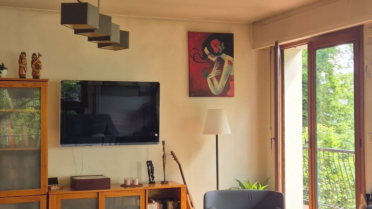 Photo of Livingroom in Bourdeau