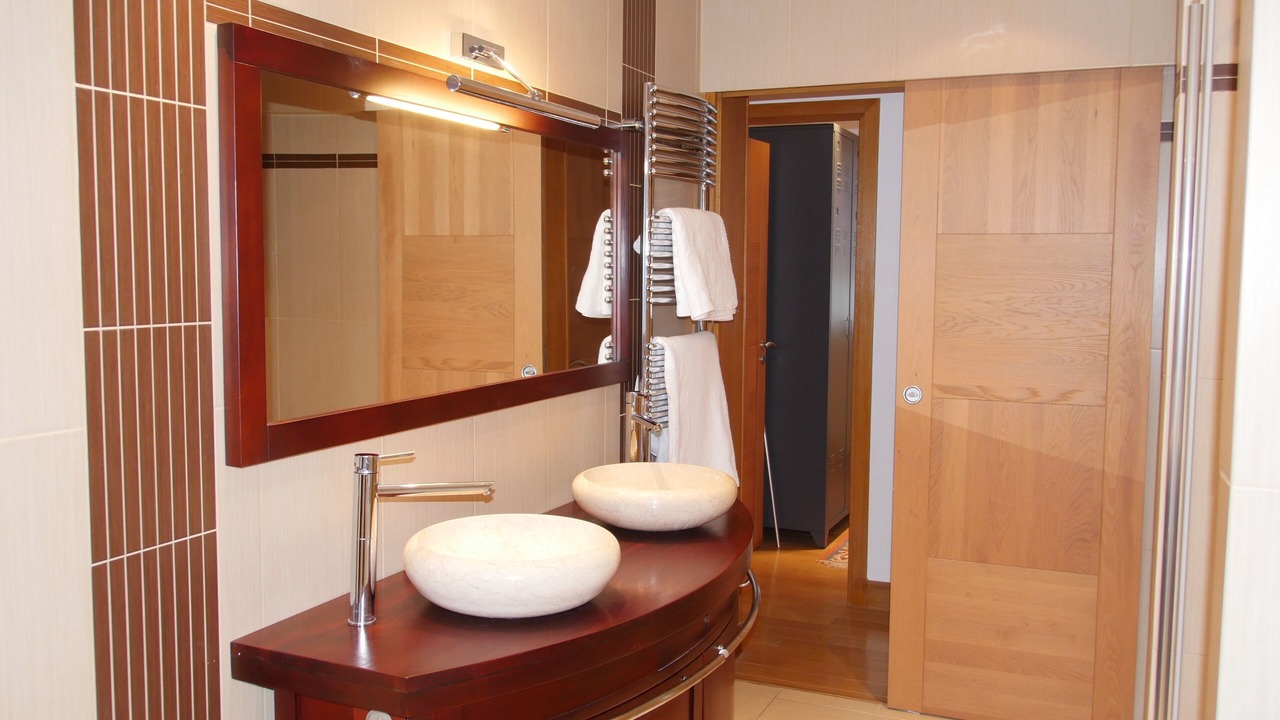 Photo of Bathroom in Deauville City Centre