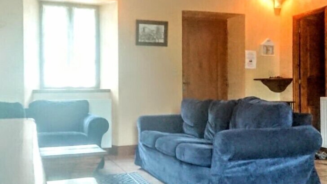 Photo of Livingroom in Auroux