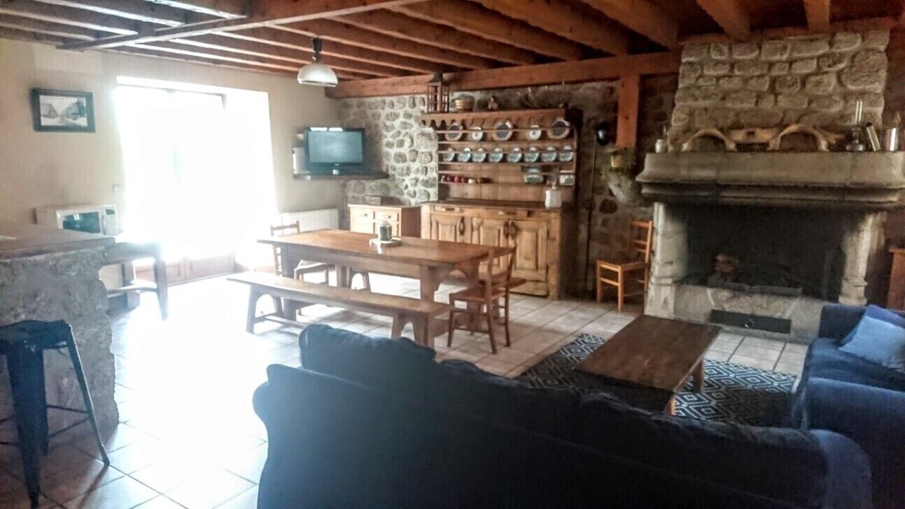 Photo of Livingroom in Auroux