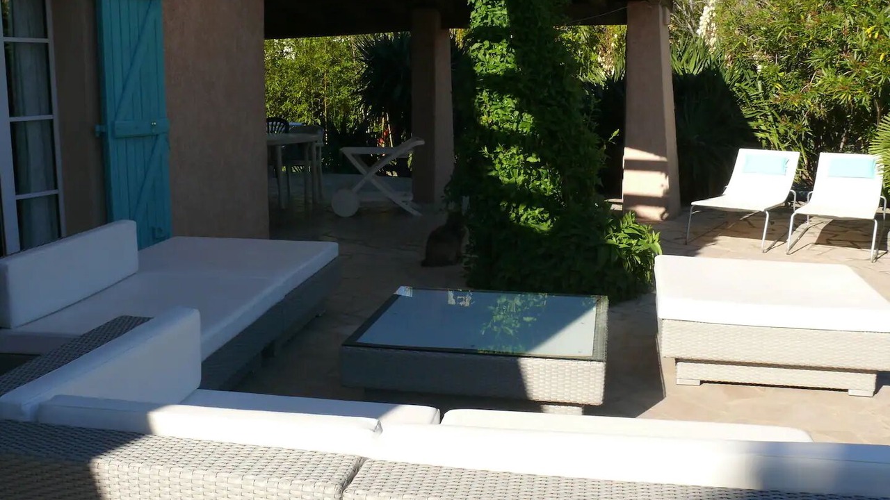 Photo of Patio Balcony in Marseillan Plage