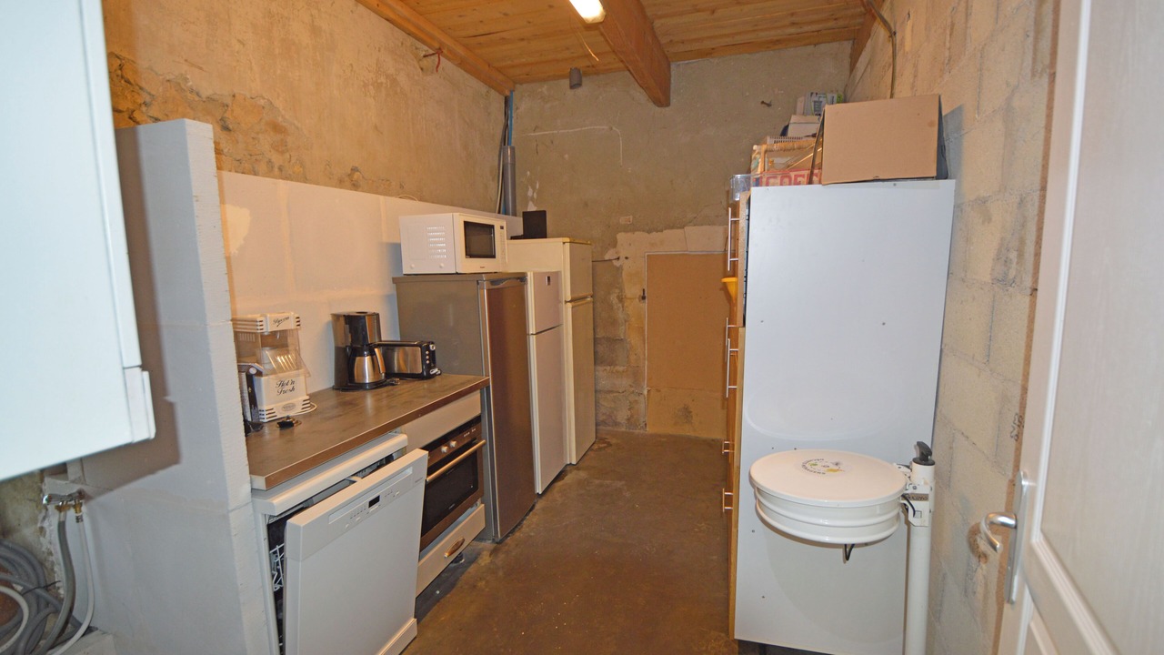 Photo of Kitchen in Lamotte-du-Rhone