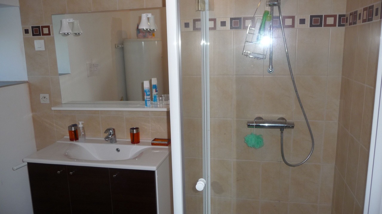 Photo of Bathroom in Les Chambres