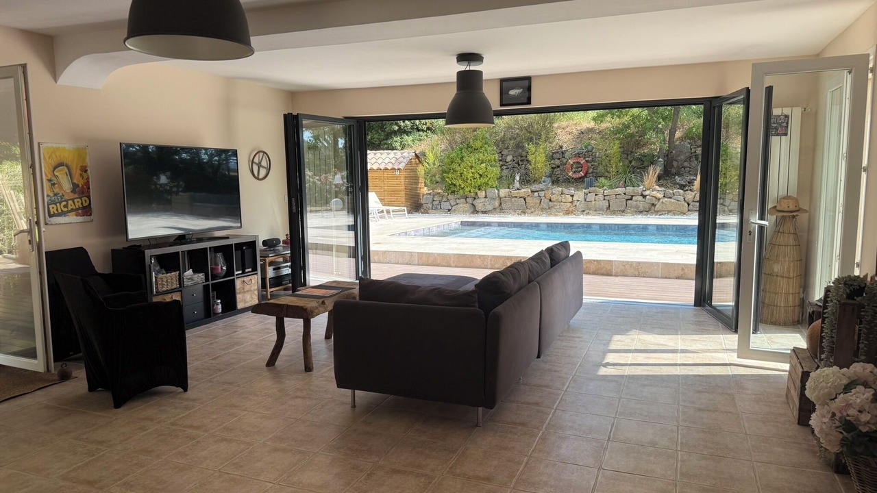 Photo of Livingroom in Besse-sur-Issole